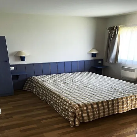 Holiday home On Ile D'oleron Near The Saint-Georges-d'Oleron