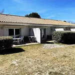 Holiday home On Ile D'oleron Near The Saint-Georges-d'Oleron