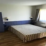 Holiday home On Ile D'oleron Near The Saint-Georges-d'Oleron